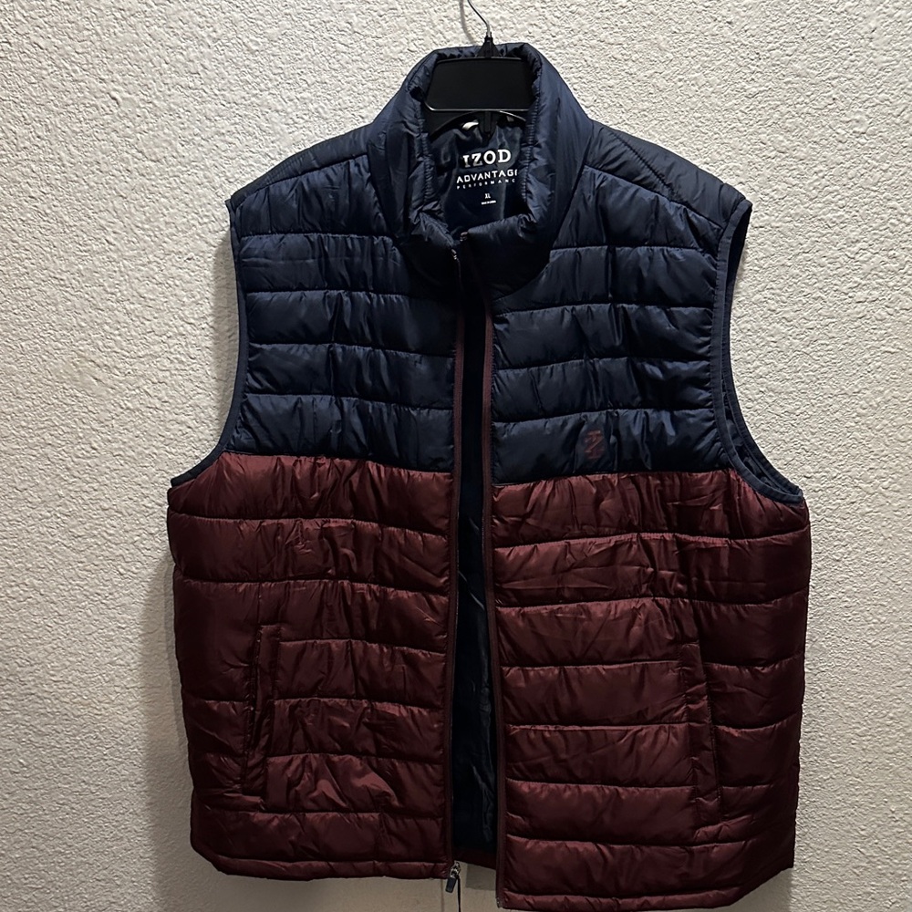 Izod Two-Tone Quilted Puffer Vest in Navy and Burgundy